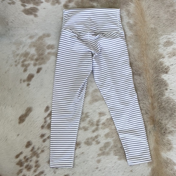 DYI Striped Cropped Leggings: Size Small - Picture 3 of 4